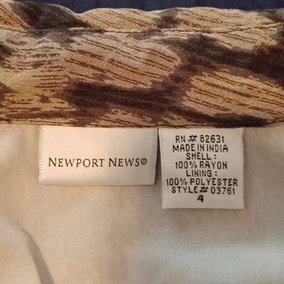 💙🏍NICE button-down dress with pockets and cute sleeves - Picture 8 of 13